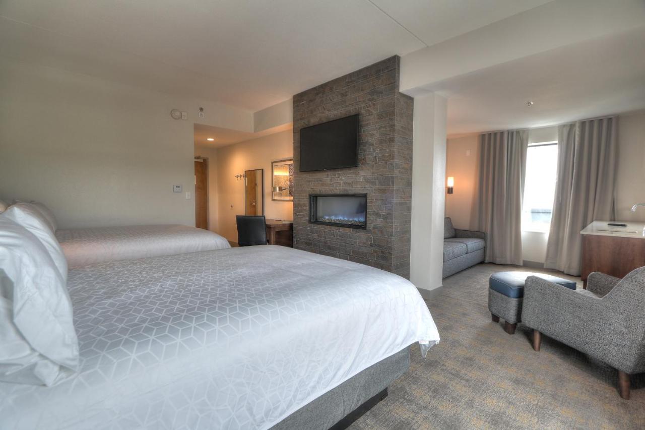 Holiday Inn&Suites - Pigeon Forge Convention Center, an IHG Hotel Buitenkant foto