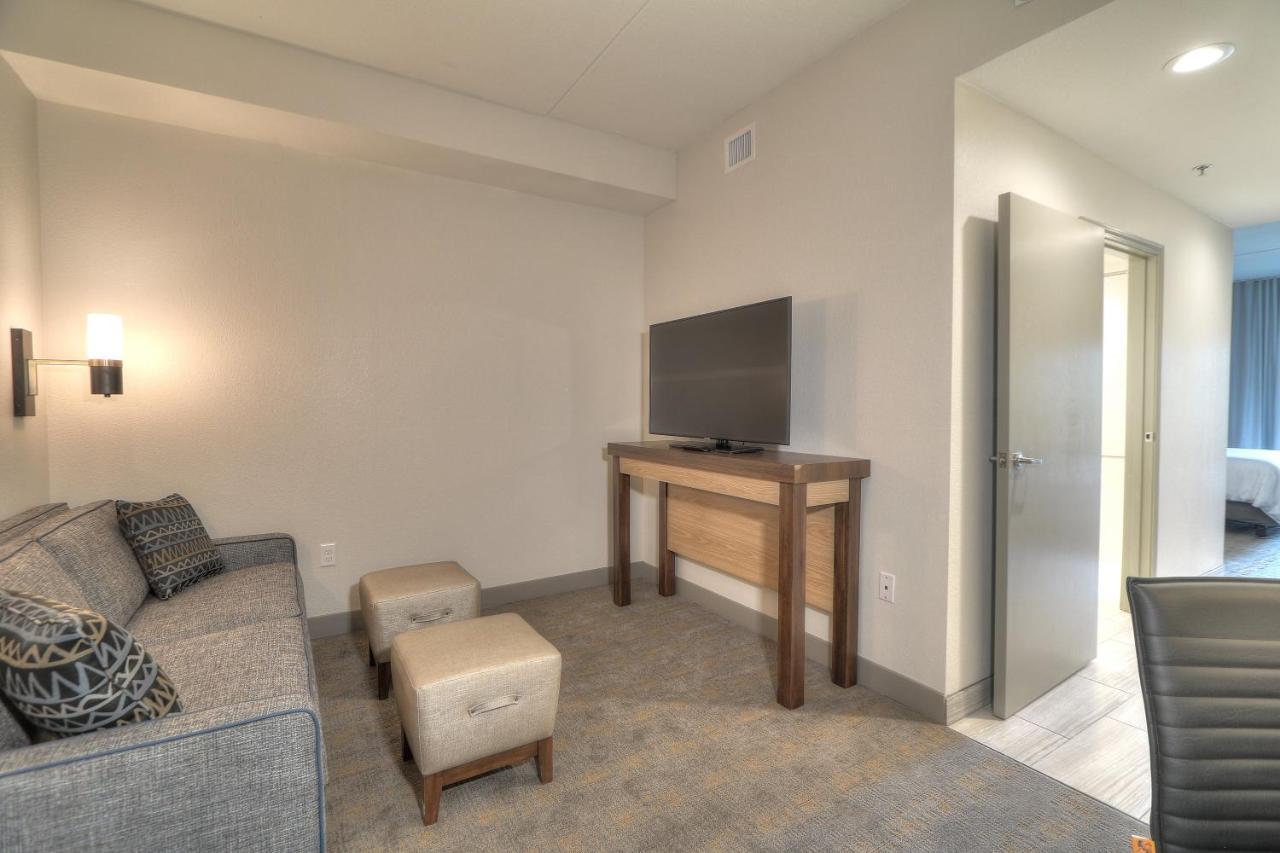 Holiday Inn&Suites - Pigeon Forge Convention Center, an IHG Hotel Buitenkant foto