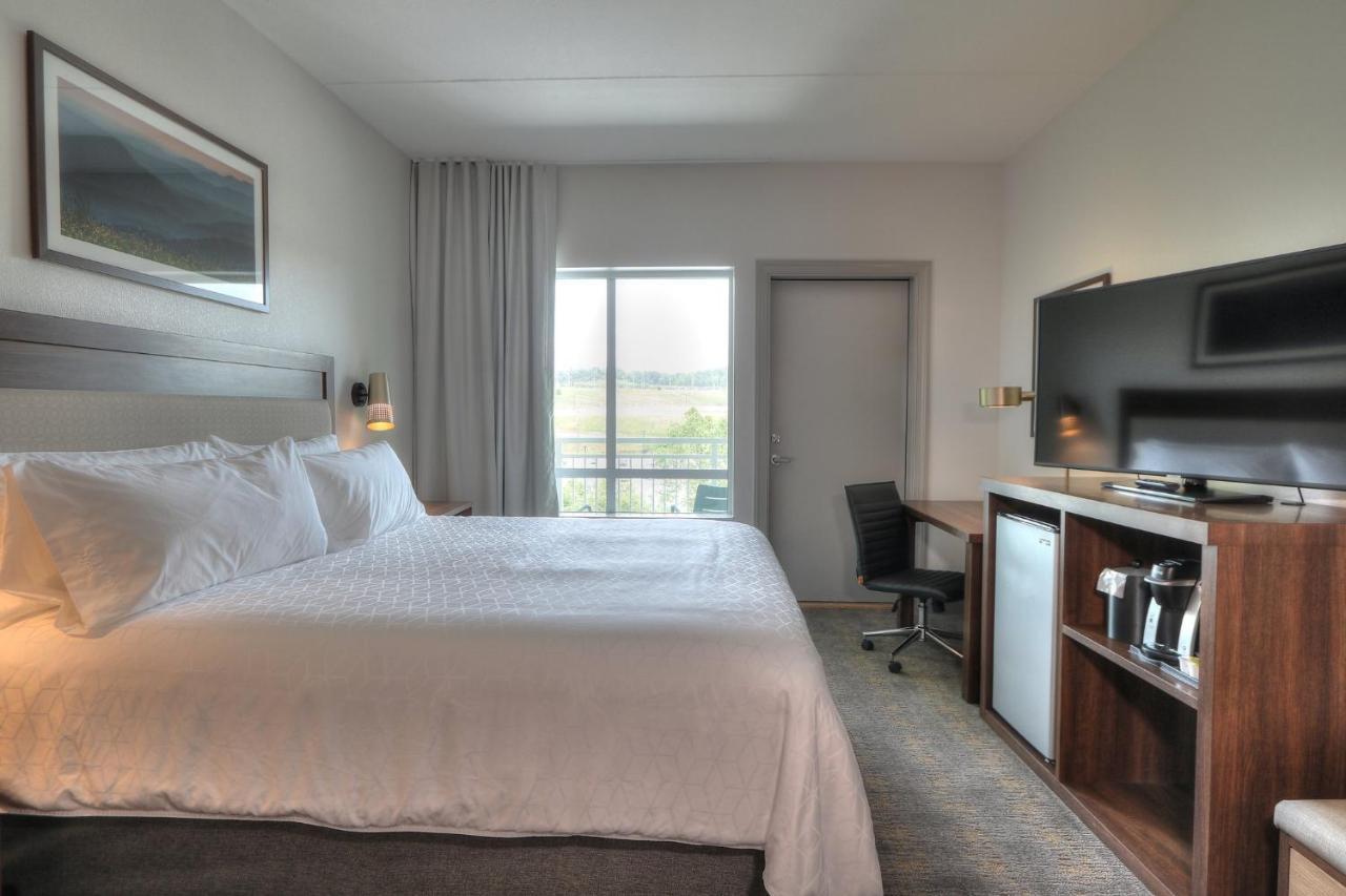 Holiday Inn&Suites - Pigeon Forge Convention Center, an IHG Hotel Buitenkant foto