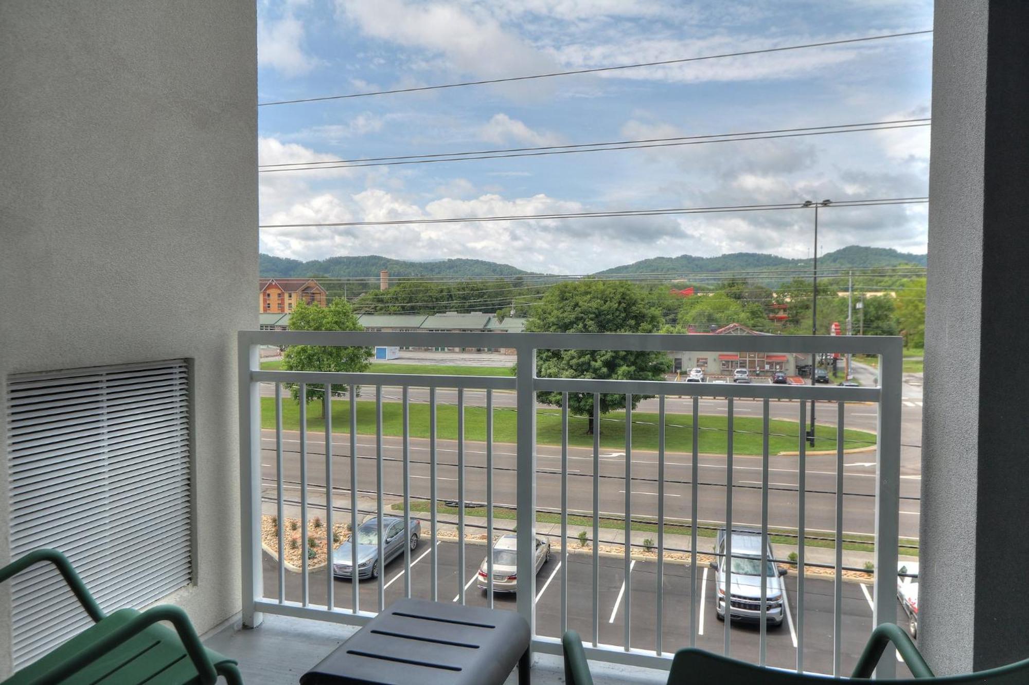 Holiday Inn&Suites - Pigeon Forge Convention Center, an IHG Hotel Buitenkant foto